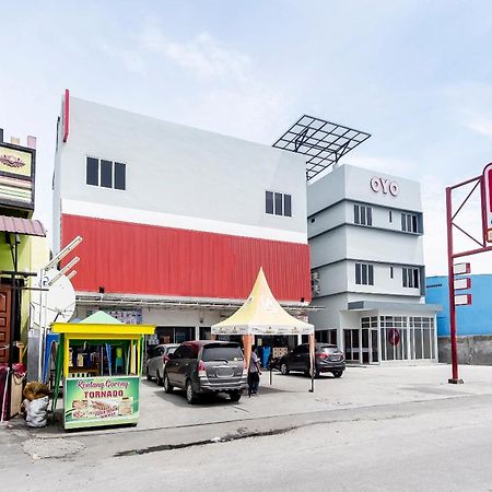 Super Oyo 360 Mangaan Residence Medan Ngoại thất bức ảnh